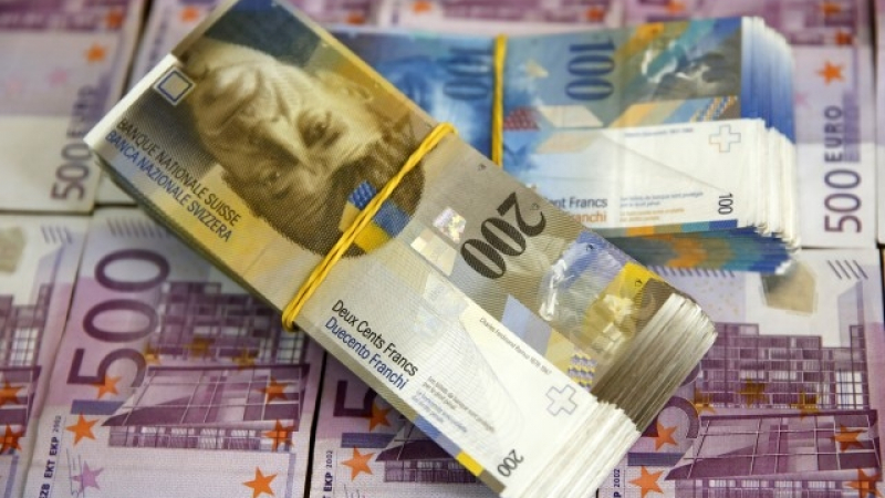 Важно за българите с кредити в швейцарски франкове!