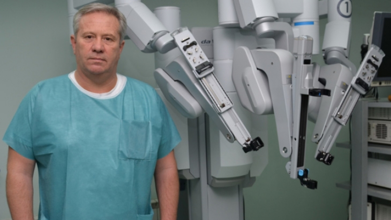 Доц. д-р Марин Георгиев: След 3 гoдини ще можем да правим трансплантации с робот