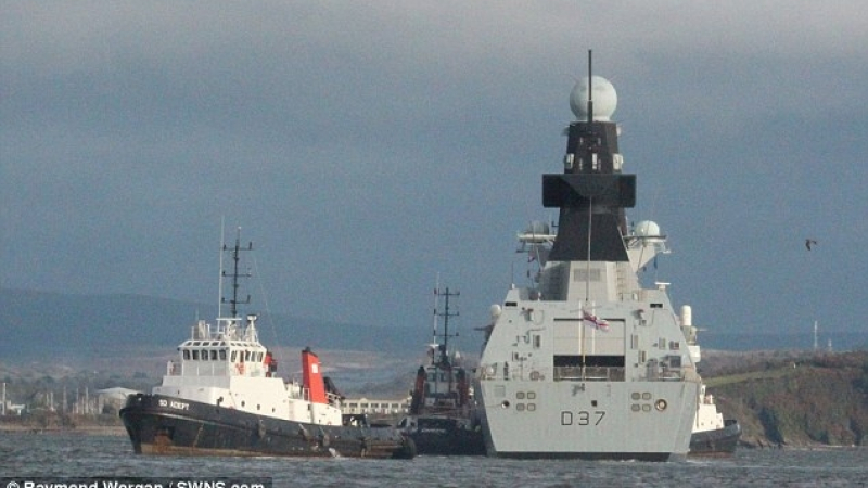 "Дейли мейл": Не, с тези кораби няма да ужасим Путин! (СНИМКИ)
