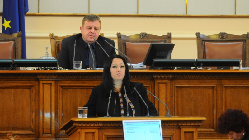 Лиляна Павлова отговори на важен въпрос на депутата Мартин Иванов за моста на автомагистрала "Хемус" при Витиня