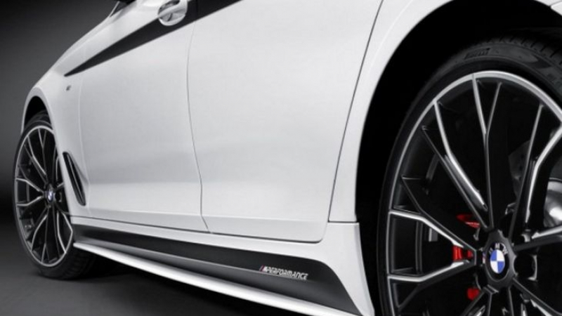 Първи СНИМКИ на новата 4-ка на BMW 