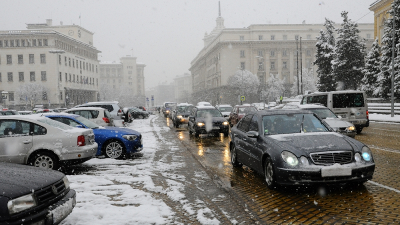 Инж. Георги Златев предупреди: На 5 и 6 януари се очакват отново сериозни снегове!