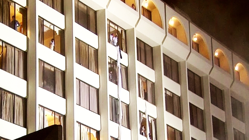 Ужас! Най-малко 11 души загинаха при пожар в хотел  "Регент Плаза"  (СНИМКА/ВИДЕО)