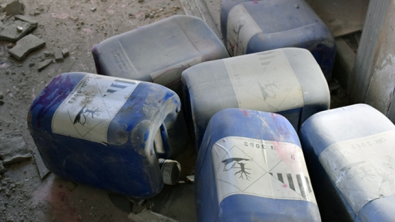 Сирийските войски намериха склад с химическо оръжие в училище в Алепо (СНИМКИ)