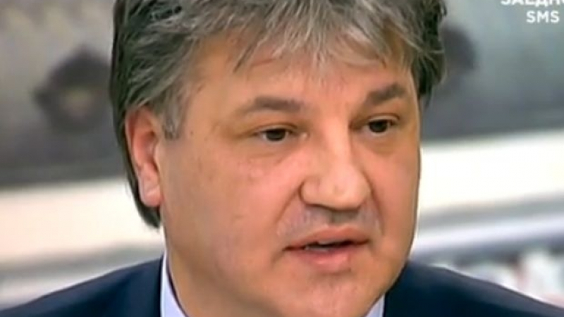 Димитър Узунов: Не може продукт на задкулисието като Христо Иванов, да се бори със задкулисието