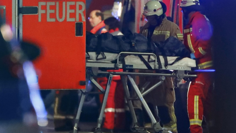 Очевидец описа ужаса в Берлин! „Ислямска държава” пое отговорността за касапницата (НА ЖИВО)