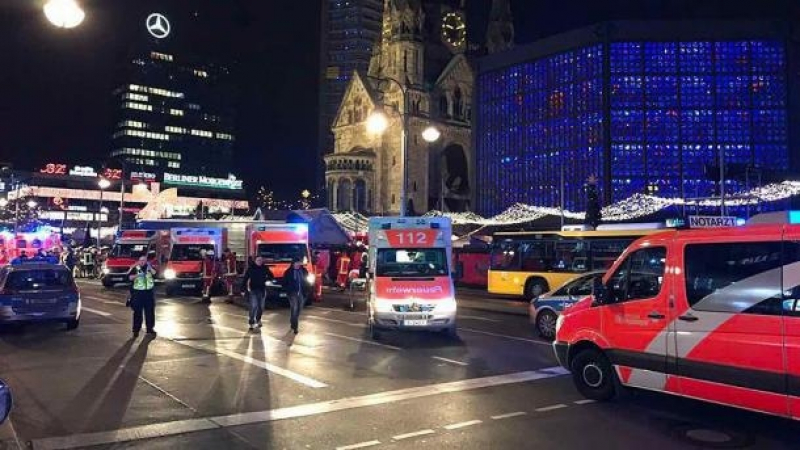Увеличиха се жертвите от трагедията в центъра на Берлин