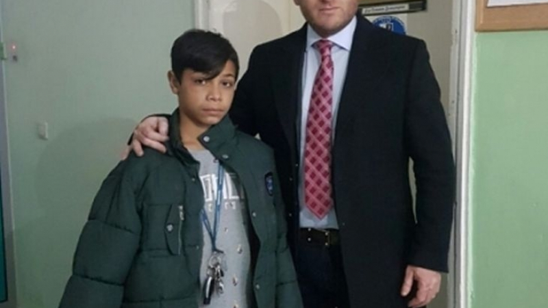 Илия Илиев се срещна с 11-годишния Йосиф, бит от полицай (СНИМКА)