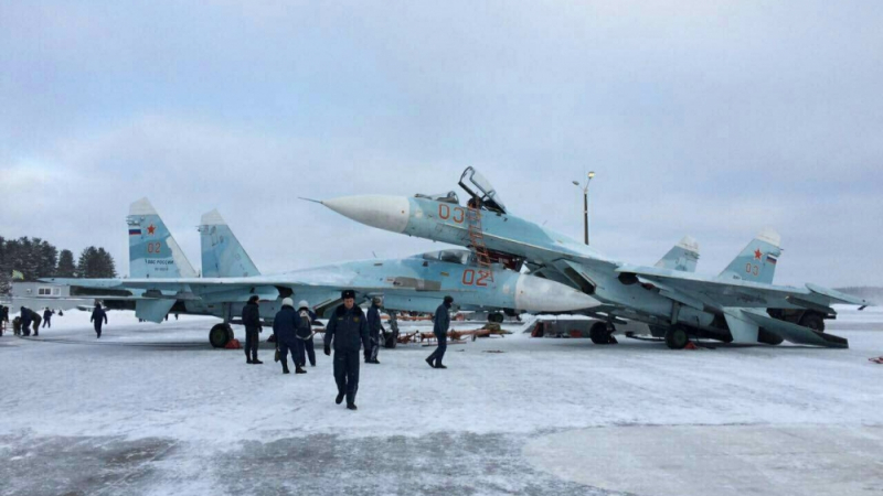 Два руски изтребителя Су-27 се сблъскали на летище (УНИКАЛНА СНИМКА)       