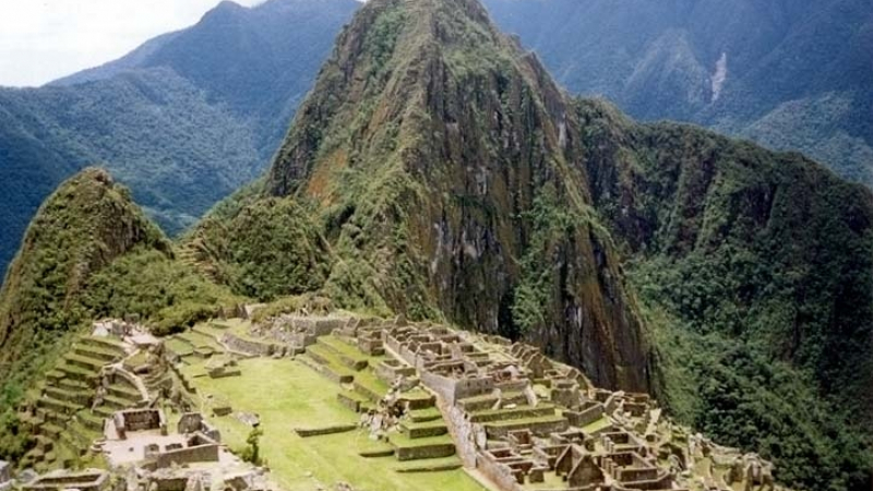 В Перу се готвят за края на света, след като майката природа им даде зловещ знак (СНИМКИ 18+)
