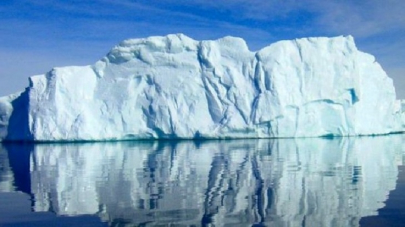 Плашещо разкритие: Гигантски айсберг скоро се отцепва от Антарктида и континентът се разчупва