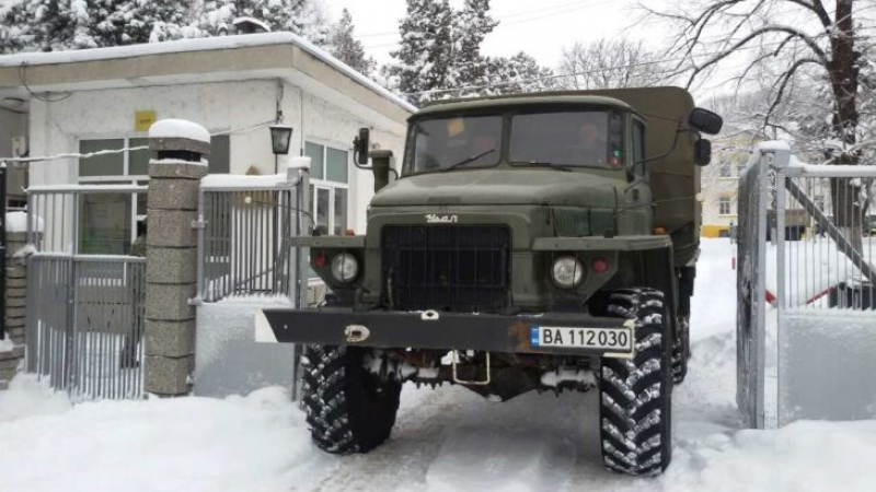 Военни се втурнаха да помагат на хората в Русенско (СНИМКИ)