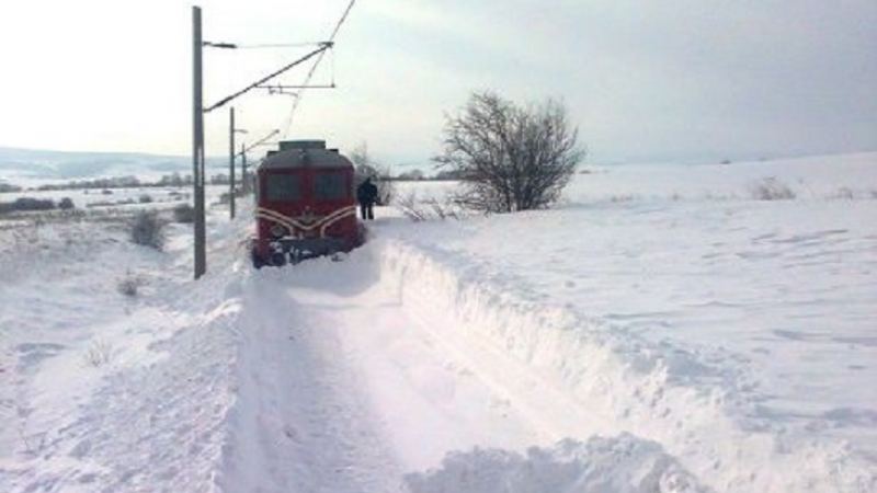 Спряха пътническите влакове от и за Бургас 