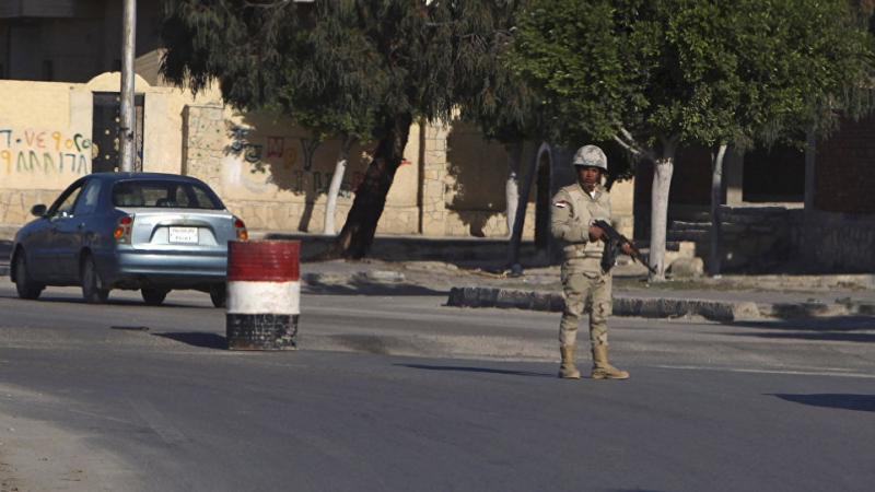  Камикадзе вряза камион-бомба в КПП в Египет, загинали са няколко полицаи