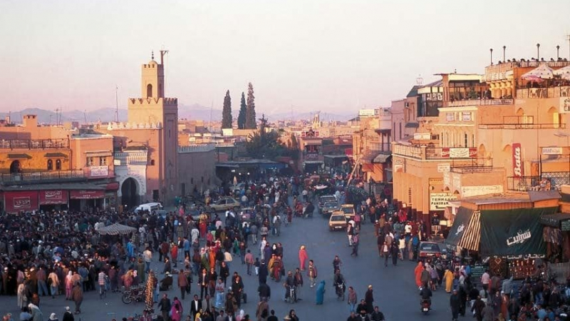 Властите в Мароко забраниха производството и продажбата на бурки  