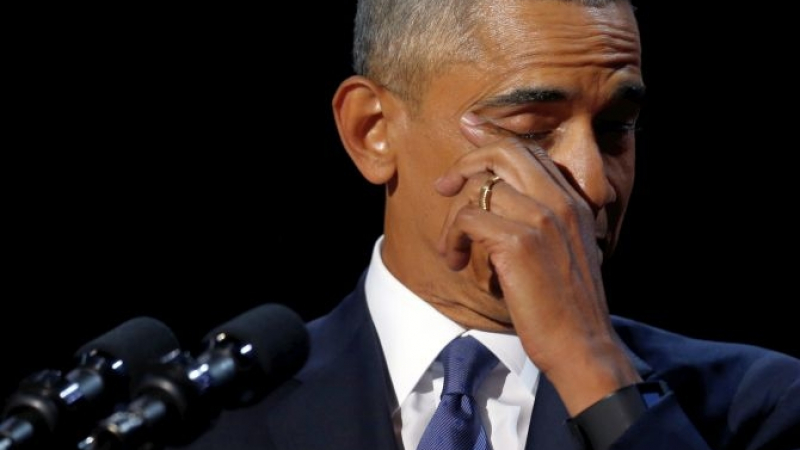 Обама разплака милиони в Туитър с прощалното си емоционално съобщение (СНИМКА)  