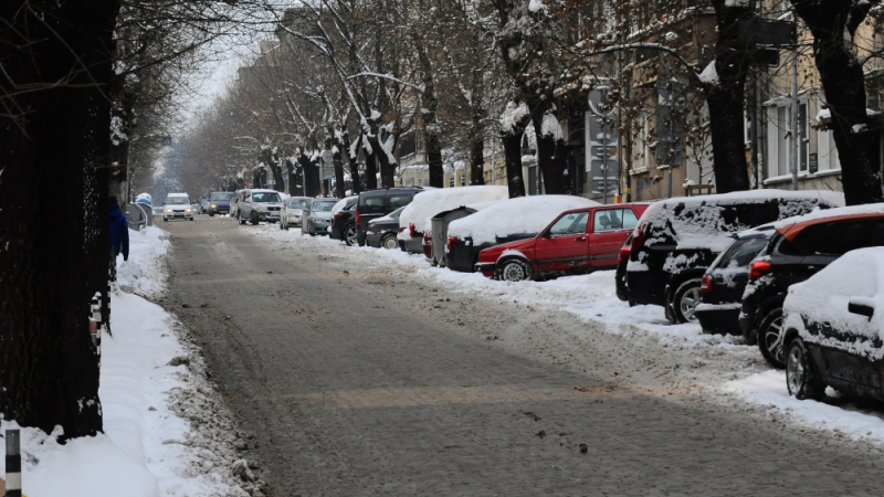 Снегът отново ни затрупва, ето какво ще прави Столична община в "Люлин"!