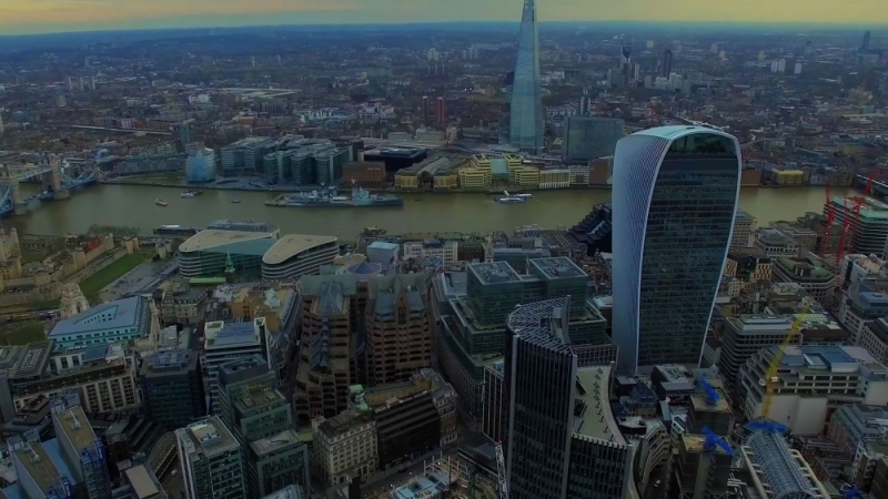 Цакат лондончани с 23 млн. лири такса „мръсен въздух”