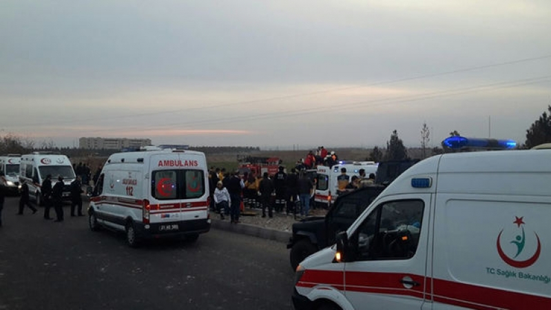 Пореден атентат в Турция? Експлозия разтърси Диарбекир – има загинал и ранени (СНИМКИ)