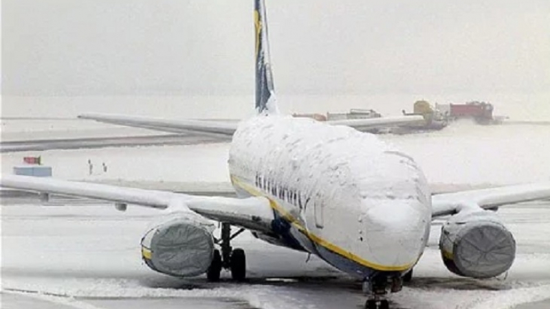 Нова драма! Самолет от Лондон не успя да кацне на летището в Пловдив