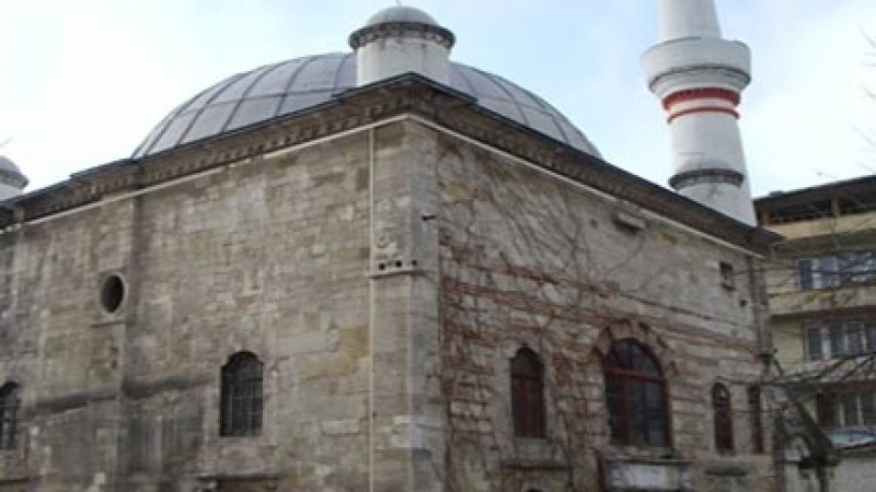 Осъдиха задочно салафит, съсипал джамиите в Разград и Силистра 