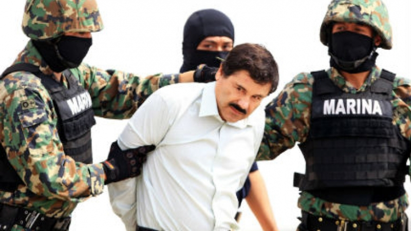 Мексиканските власти са екстрадирали в САЩ наркобарона Ел Чапо