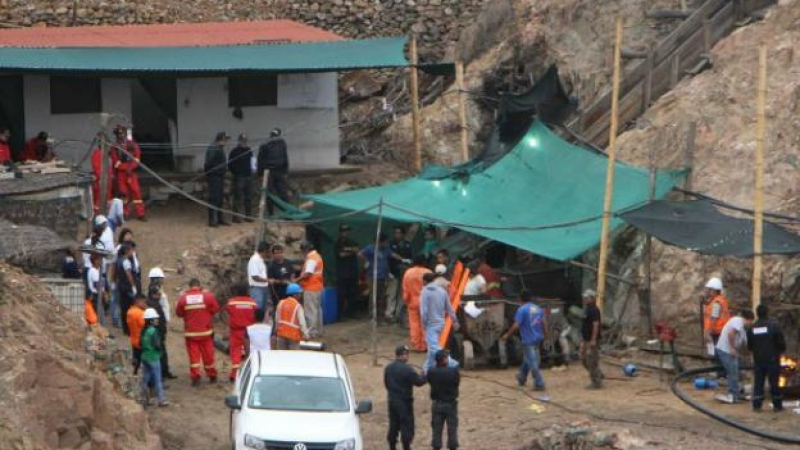 Няма надежди за оцелели миньори след свлачище в меден рудник в Перу