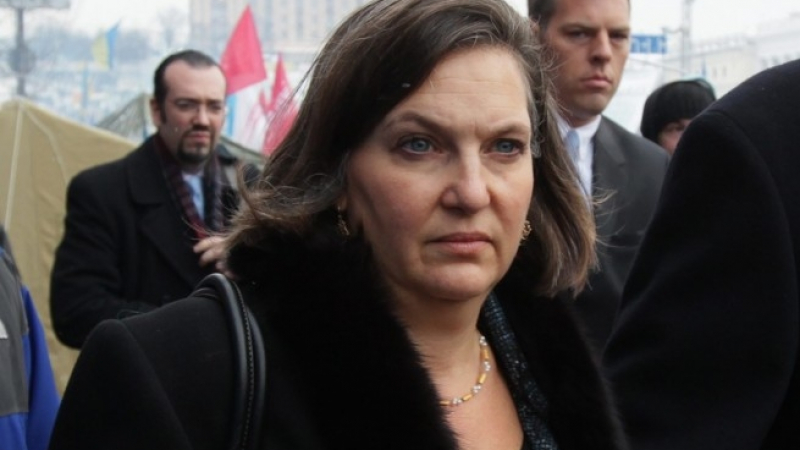 Г-жа "Майната му на ЕС" и любимка на Майдана подава оставка 