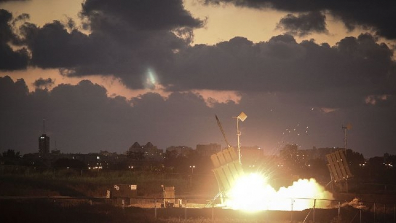 Израел и САЩ: "Прашката на Давид" сваля ракети успешно (ВИДЕО) 