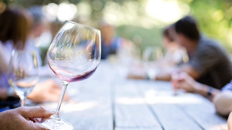 Редовната консумация на вино удря на 5 места по тялото