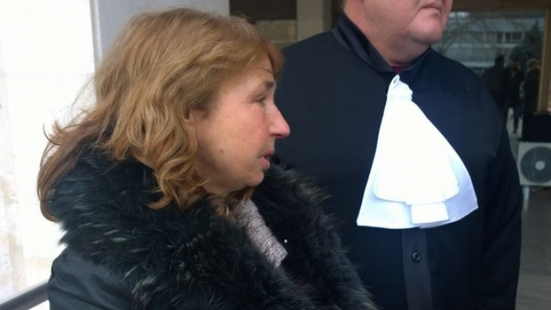 Майката на убиеца от Зидарово през сълзи: Животът ми свърши за 1 минута