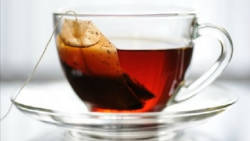 Немски експерти с шокиращо откритие: Пакетчето черен чай е убиец!