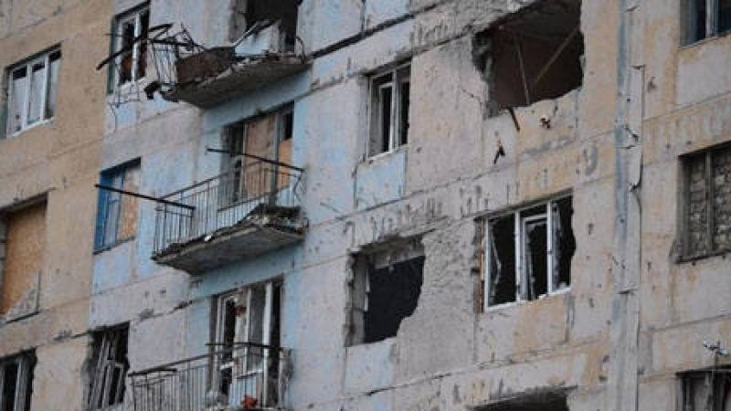 Опустошение и разруха: Така изглежда Авдеевка след обстрела от украинската артилерия (СНИМКИ)