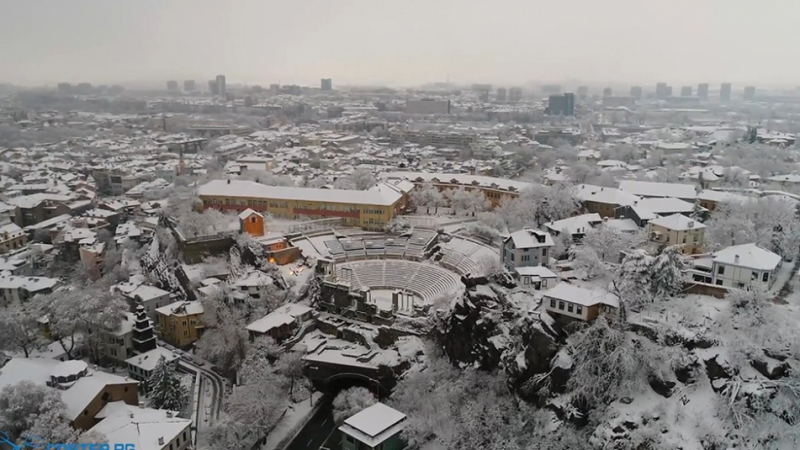 Новото "Замръзнало кралство" е в Пловдив (СНИМКИ/ВИДЕО)