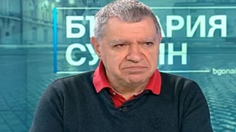 Михаил Константинов: Машинно гласуват в Индия, Мексико и Венецуела, защото хората там са неграмотни!