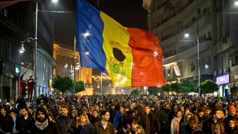Romania Insider: Историческите антикорупционни протести в Румъния вдъхновиха българите и молдовците