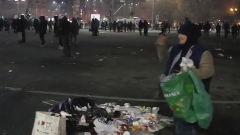 Протестиращите в Румъния за пример! Вижте какво направиха след демонстрациите (ВИДЕО)