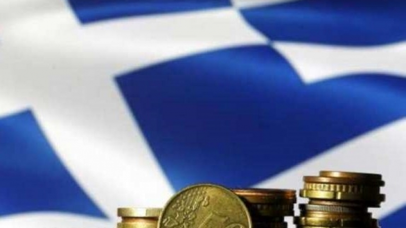 Гърция продължава да потъва, дългът ѝ става все по-голям