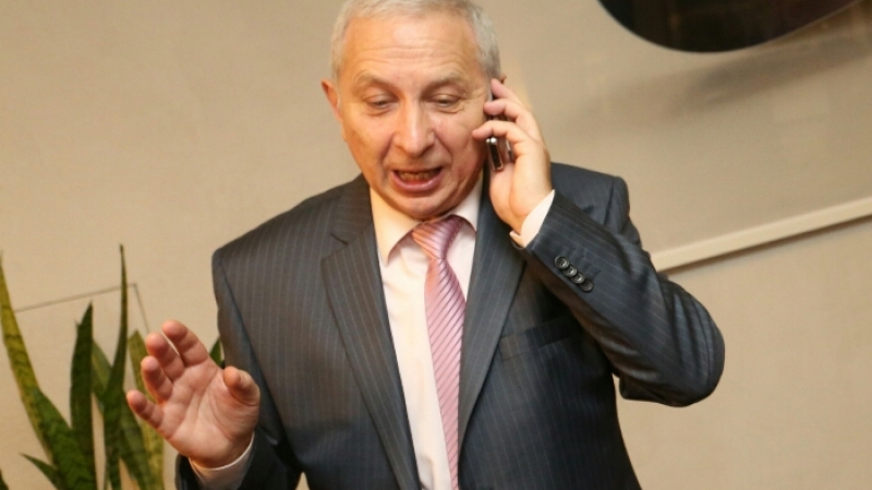 Зрее скандал в кабинета "Герджиков"! Земеделският министър дава яко рамо на БСП! 