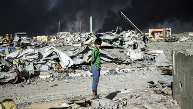 Над 350 000 деца са в капан в Мосул! Очакват ги бомби, престрелки, екзекуции и глад...