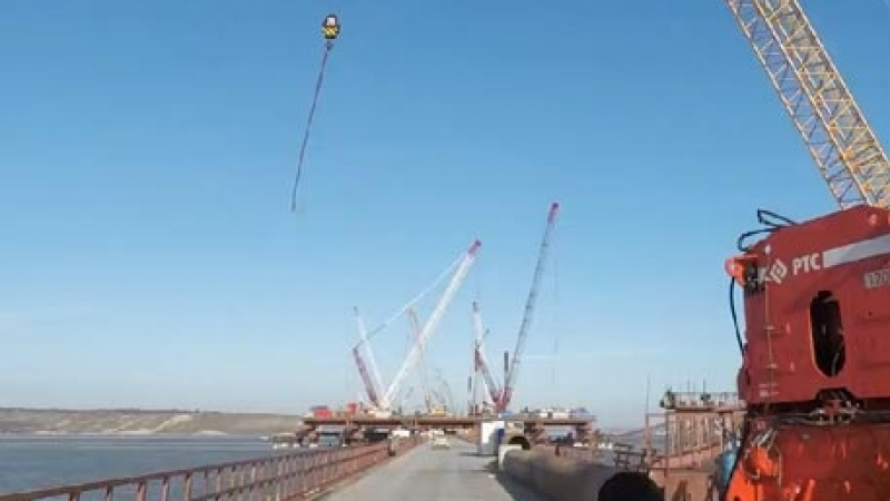Ето как може да минете през Кримския мост, за да стигнете до Крим (ВИДЕО)
