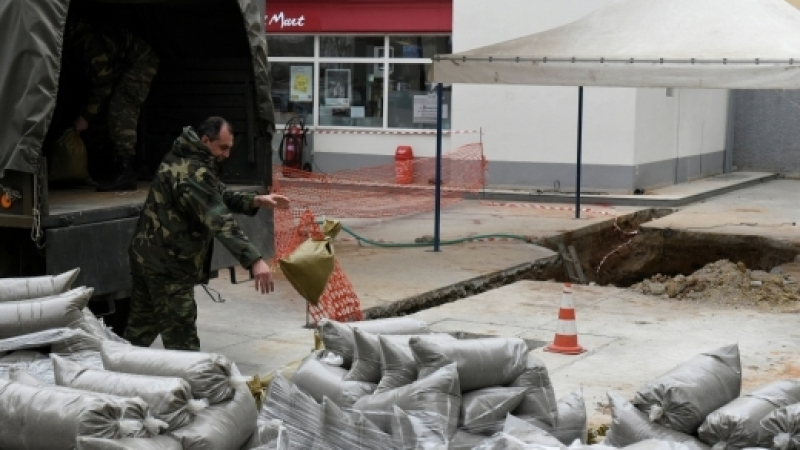 Солун си отдъхва след паниката заради неизбухналата бомба