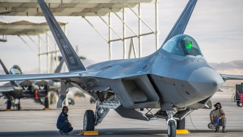 Warrior: F-35 може да участва в ударите против ИД в Сирия и Ирак