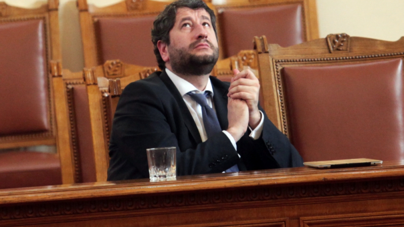 Хвръкна главата на протеже на Христо Иванов в правосъдното министерство, уволнена е...