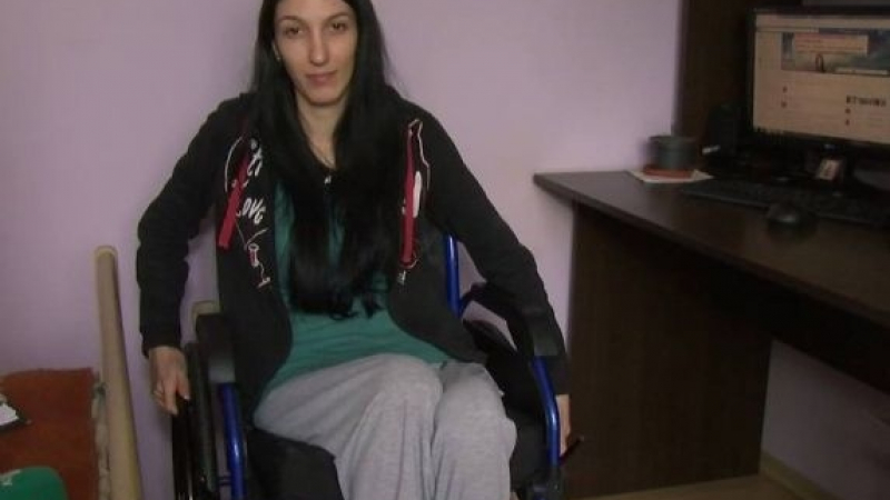 65 хил. евро могат да вдигнат от инвалидната количка младата Ивелина