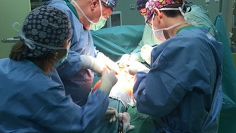 Уникална операция в „Софиямед“ спаси крака на 41-годишен мъж