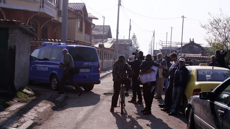 Див екшън в „Христо Ботев”: Две ромски фамилии се хванаха за гушите, столичната полиция на крак 