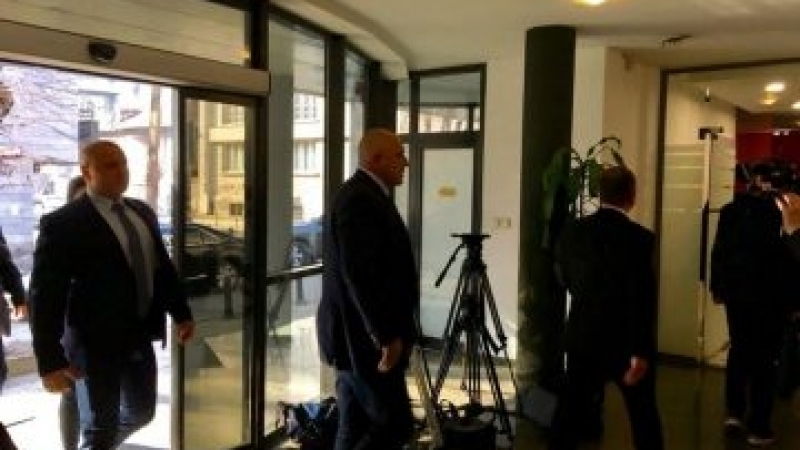 Борисов пристигна за срещата с бизнеса (СНИМКИ)