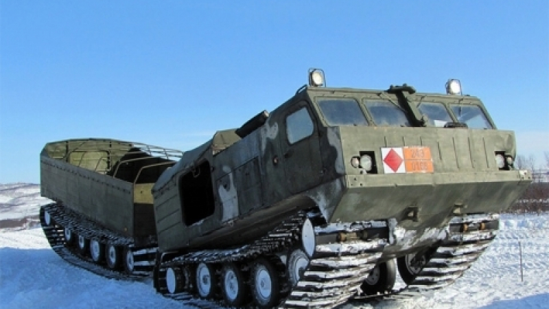 Русия изпитва военна техника в Арктика (ВИДЕО)