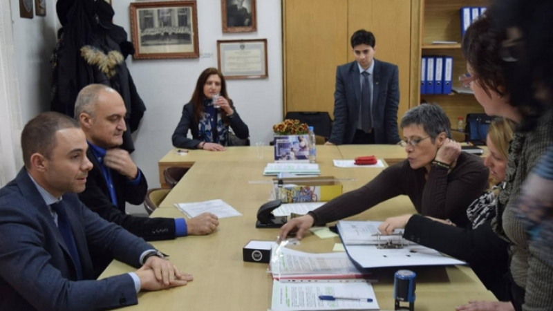 ГЕРБ регистрира кандидатите си за народни представители в София (СНИМКИ)